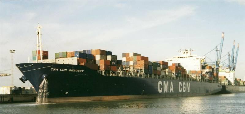 CMA CGM Debussy alongside at Zeebrugge